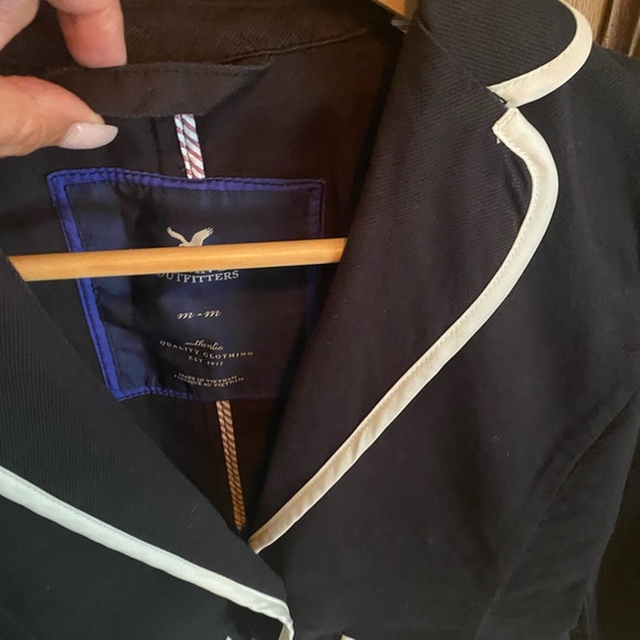 American Eagle Outfitters Black Blazer with White Accents - Picture 6 of 16